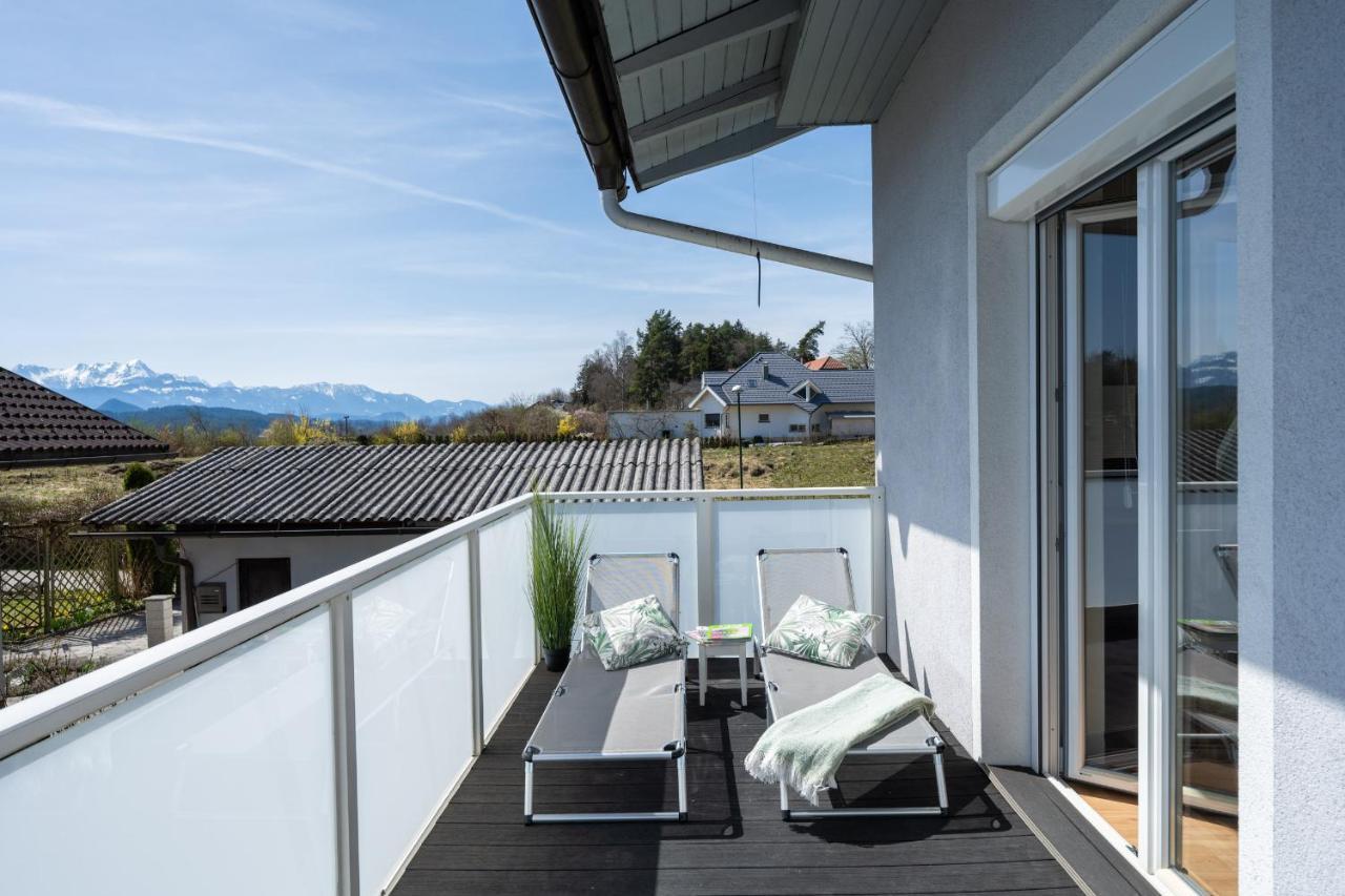 Schoenes Ferienhaus Mit Garten Portschach am Woerthersee Exterior photo
