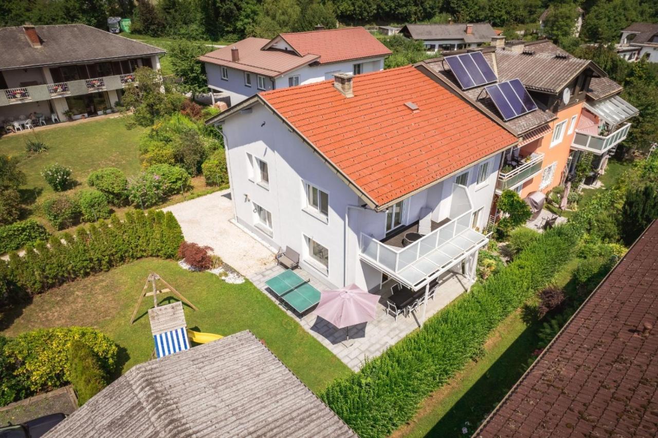 Schoenes Ferienhaus Mit Garten Portschach am Woerthersee Exterior photo